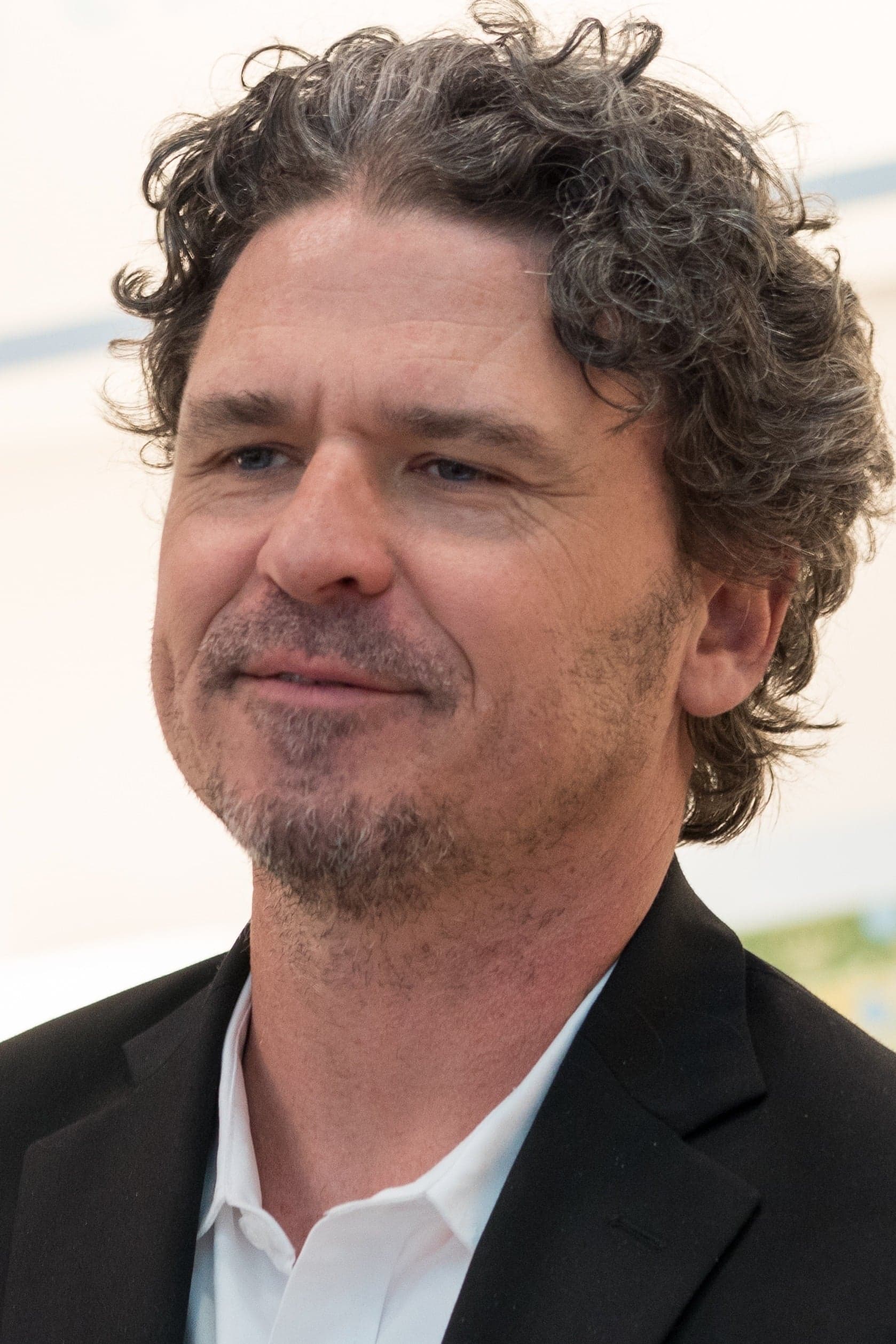 Dave Eggers Profile Photo