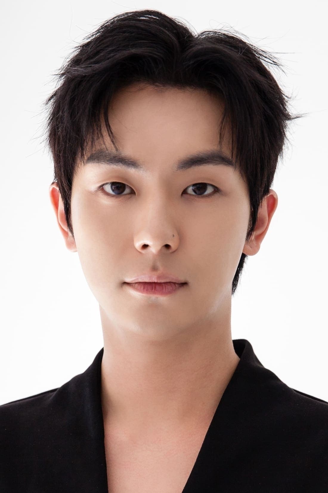 An Woo-yeon Profile Photo