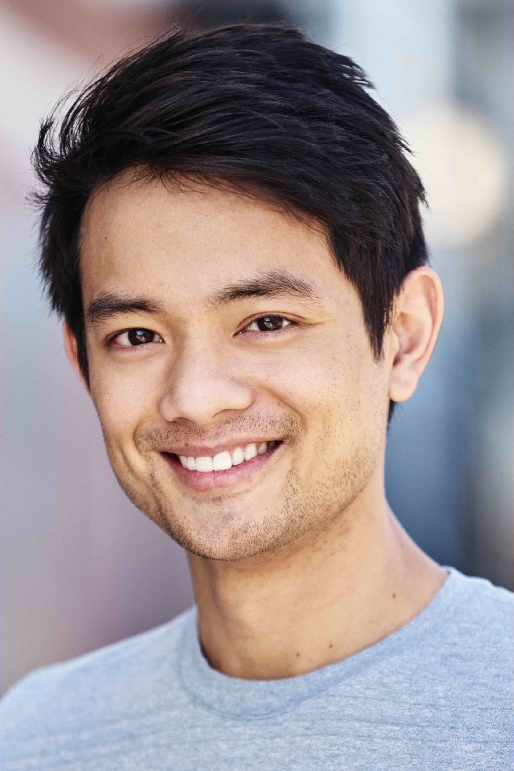 Osric Chau Profile Photo