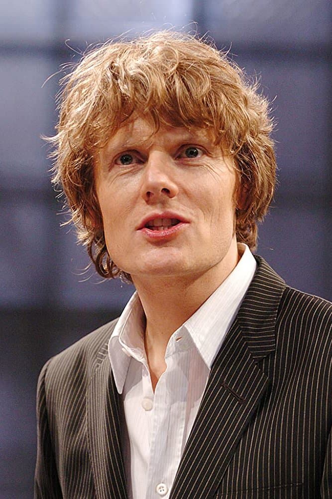 Julian Rhind-Tutt Profile Photo