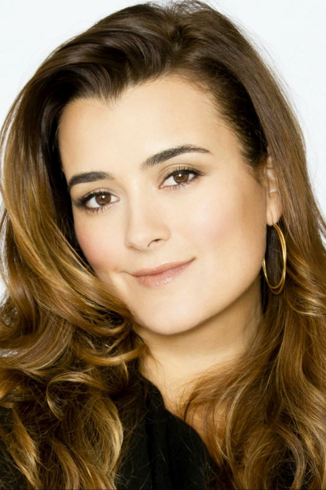 Cote de Pablo Profile Photo