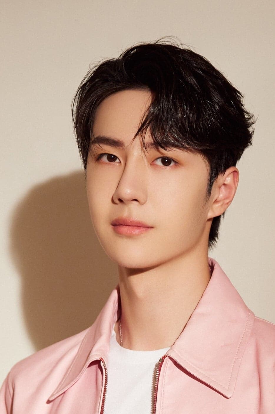 Wang Yibo Profile Photo