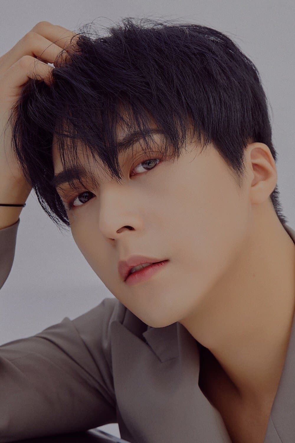 Son Dong-woon Profile Photo