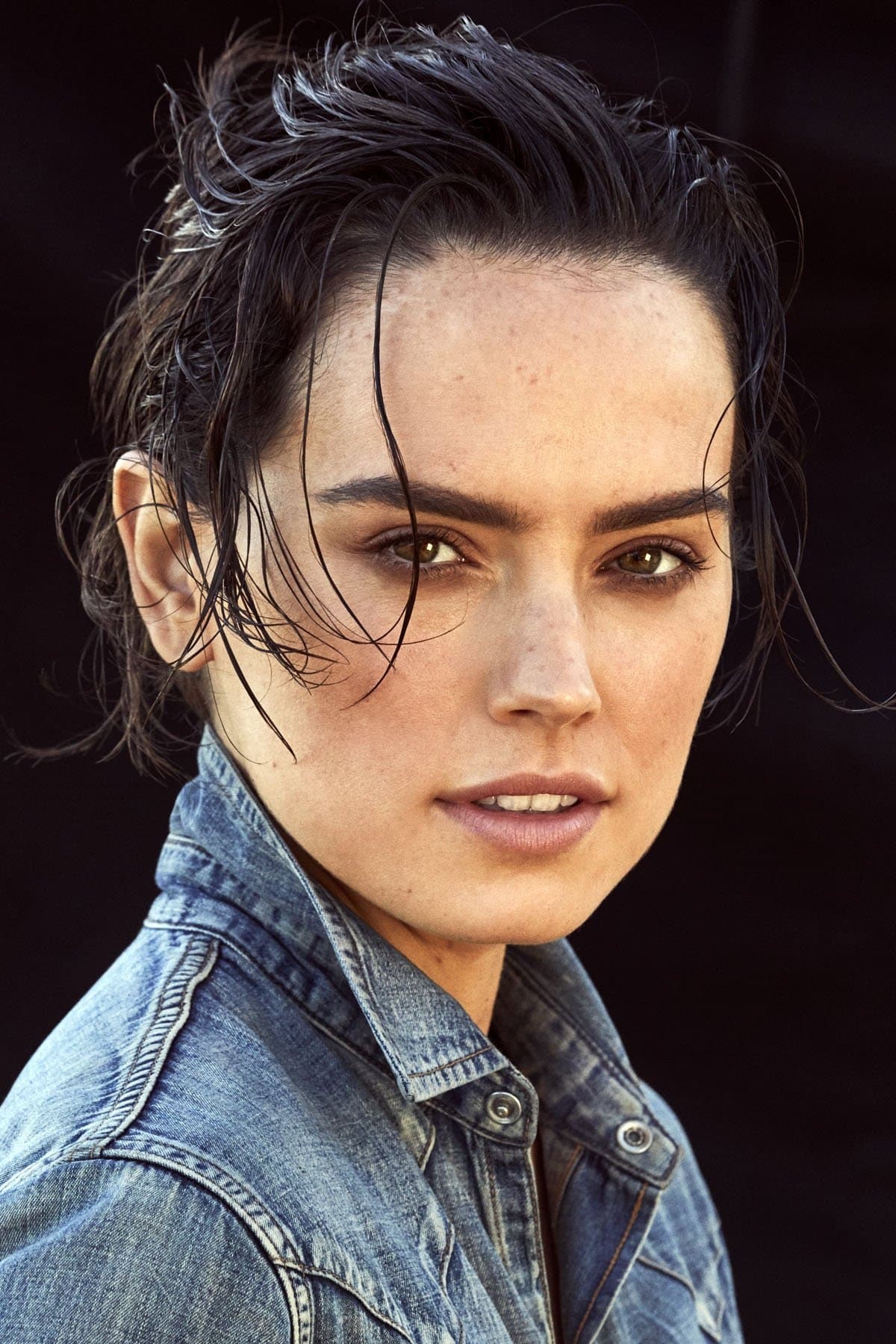 Daisy Ridley Profile Photo