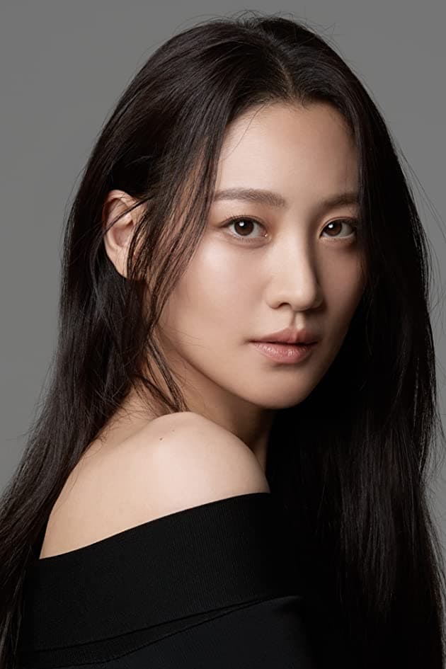 Claudia Kim Profile Photo