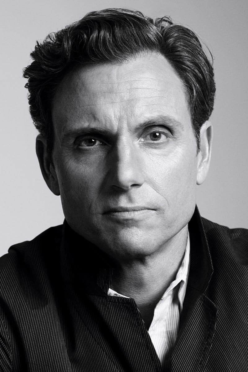 Tony Goldwyn Profile Photo