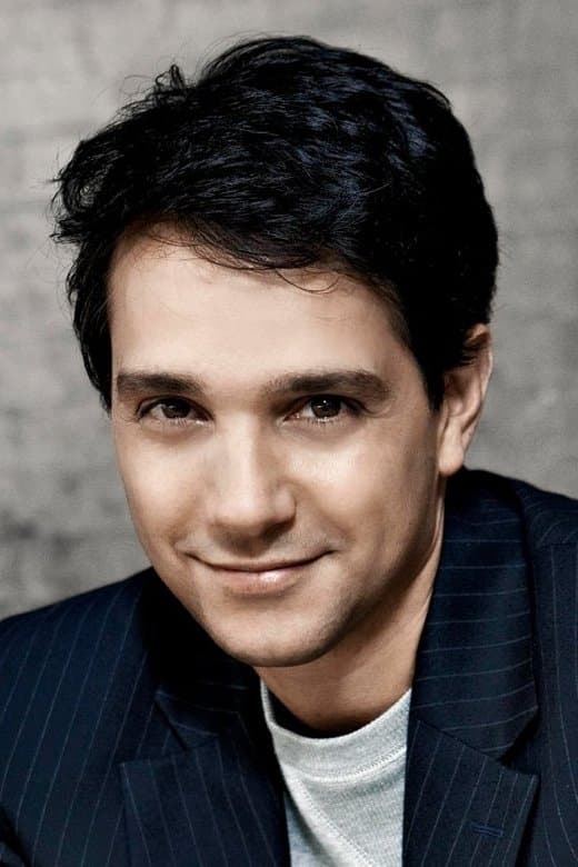 Ralph Macchio Profile Photo