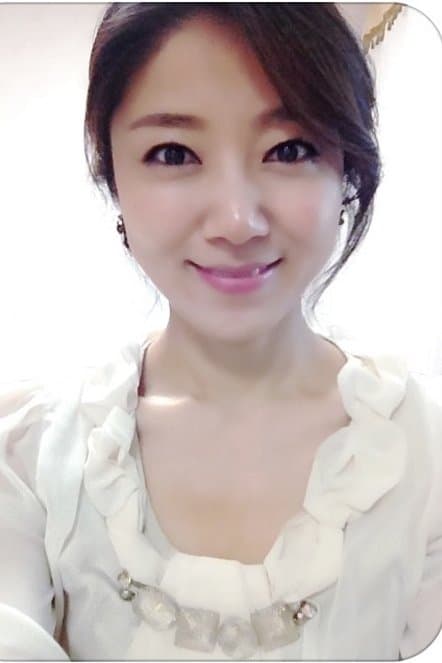 Sa Moon-young Profile Photo