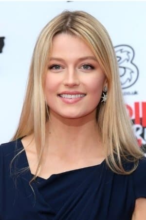 Lily Travers Profile Photo