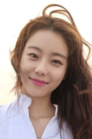 Lee Si-won Profile Photo