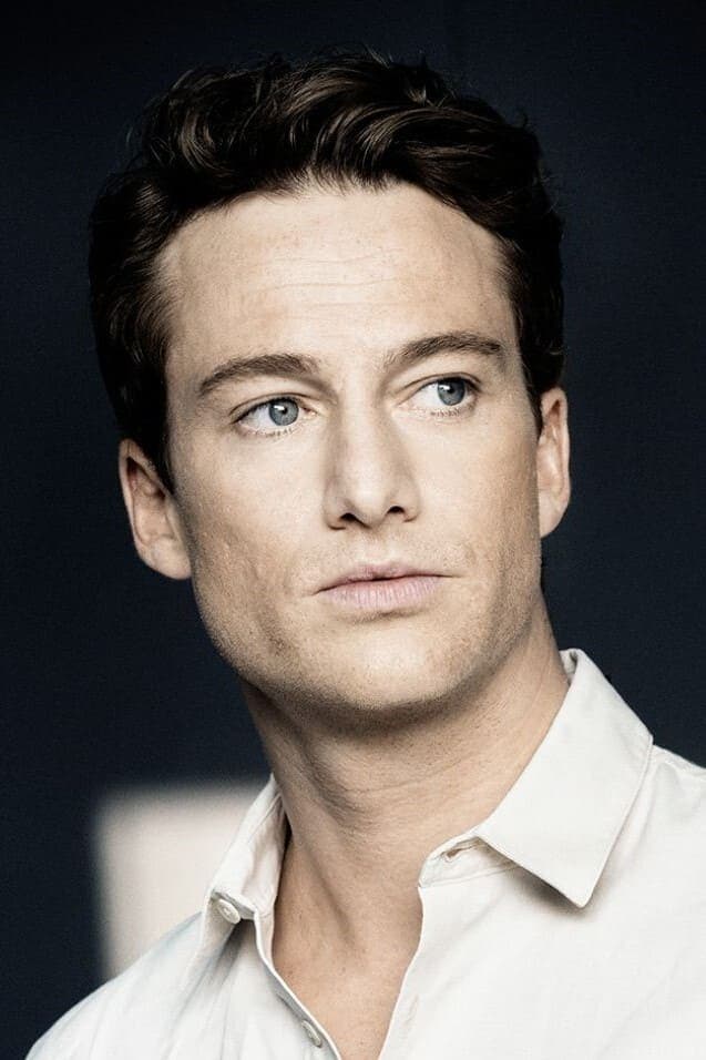 Alexander Fehling Profile Photo