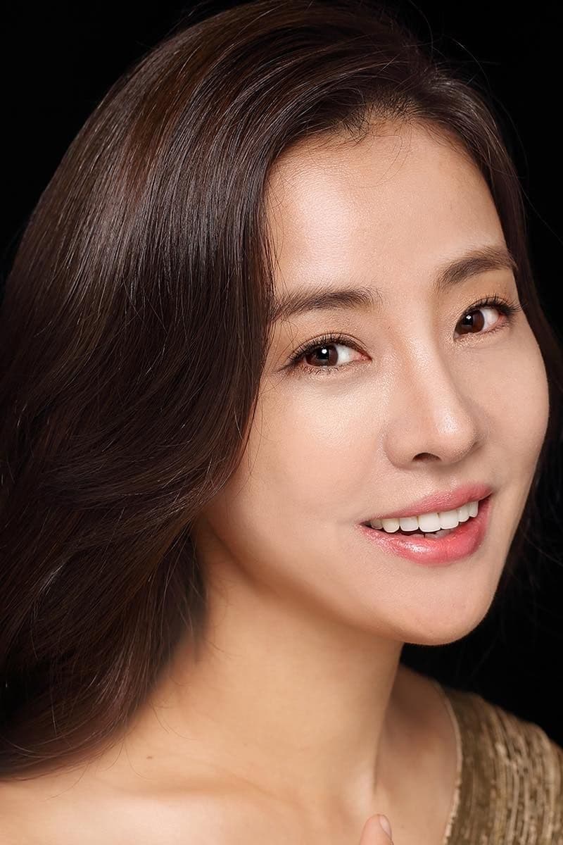 Park Eun-hye Profile Photo