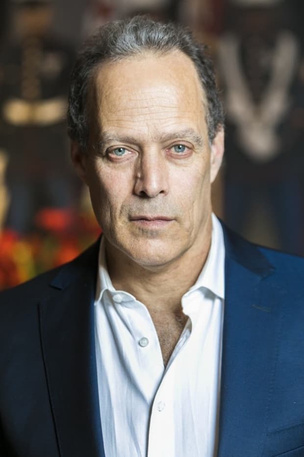 Sebastian Junger Profile Photo