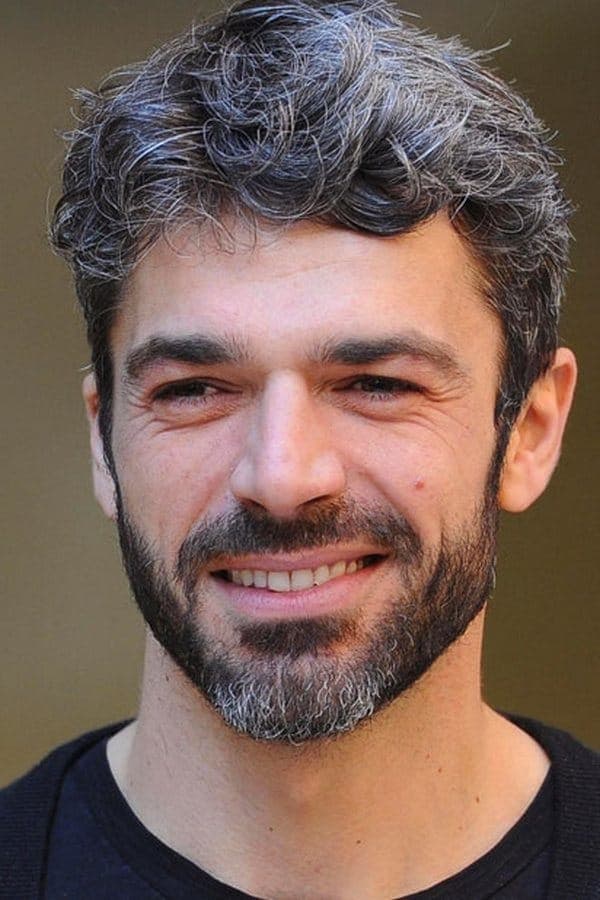 Luca Argentero Profile Photo