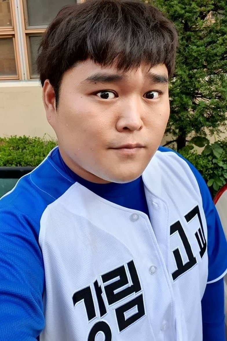 Ahn Dong Yeob Profile Photo