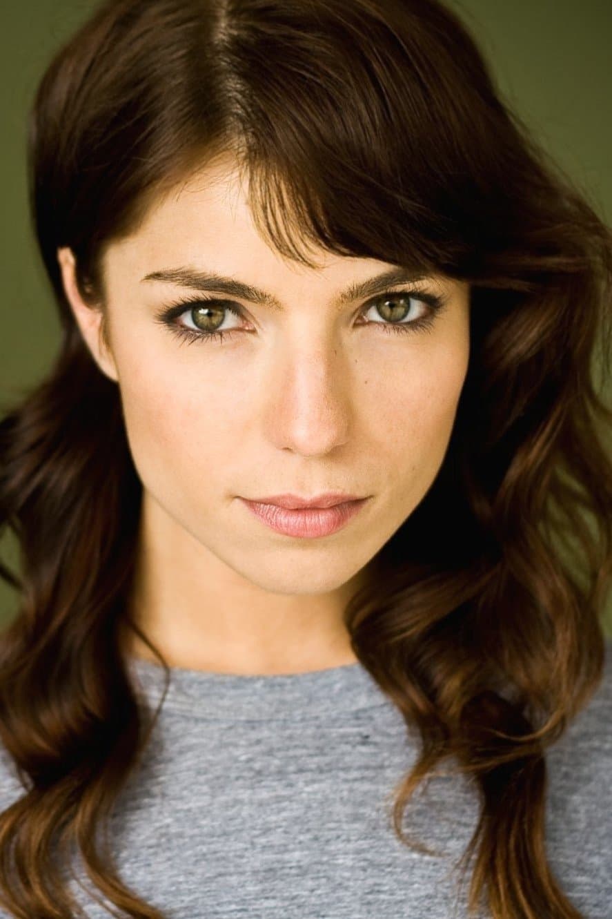 Angela Trimbur Profile Photo