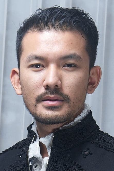 Rio Dewanto Profile Photo