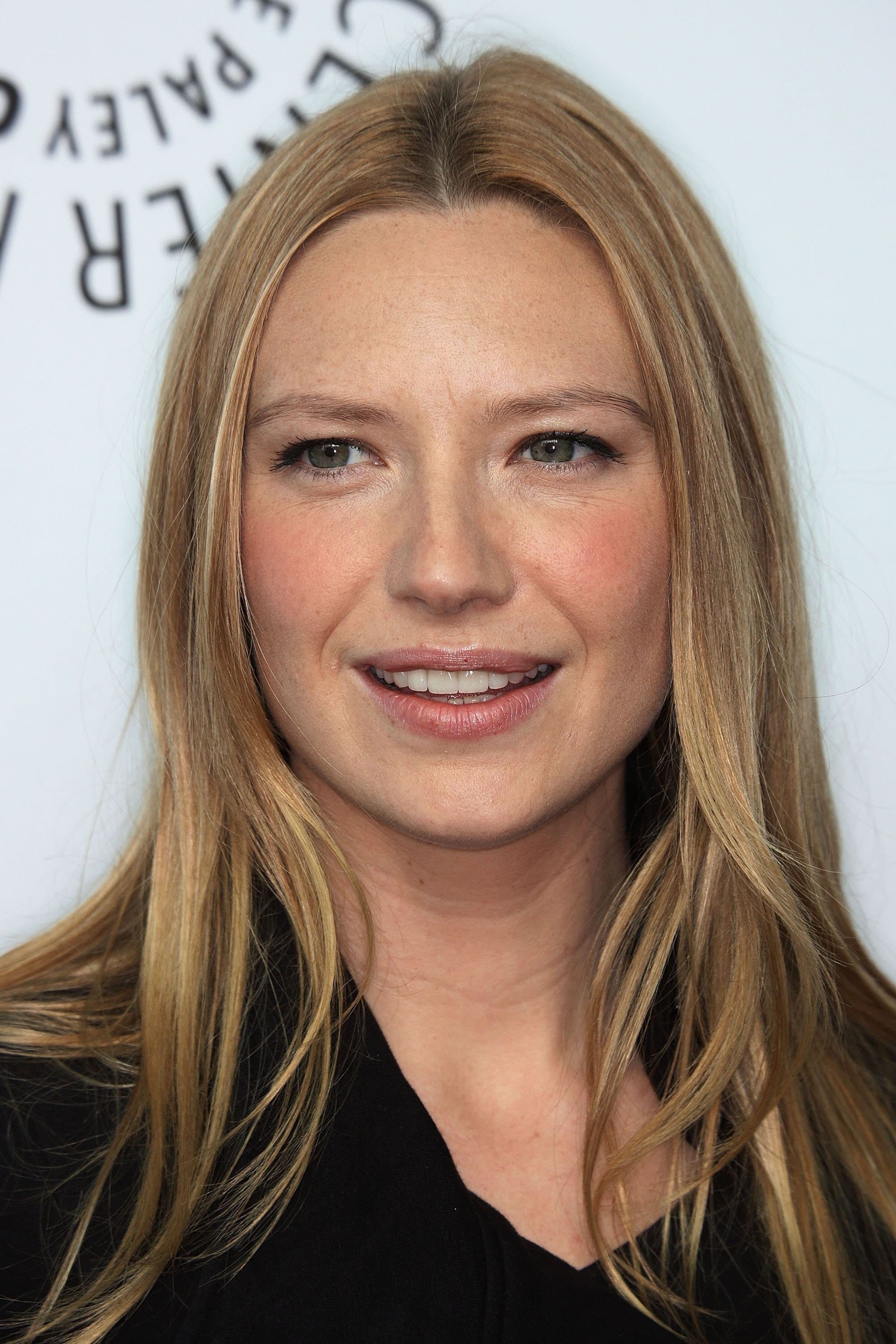 Anna Torv Profile Photo