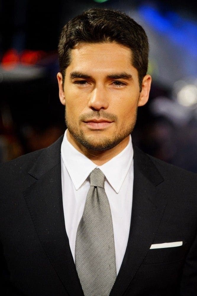 D.J. Cotrona Profile Photo
