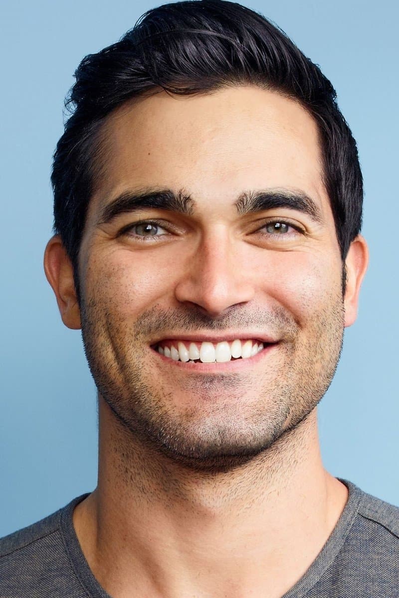 Tyler Hoechlin Profile Photo