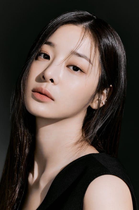 Seol In-a Profile Photo