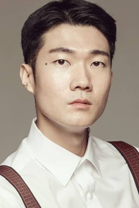 Kim Geun-Hwan Profile Photo