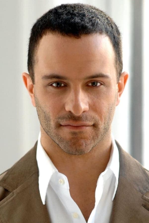 Aaron Costa Ganis Profile Photo