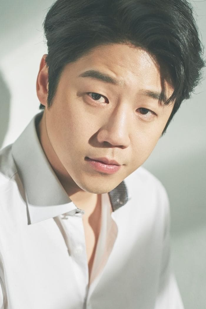 Jung Jun-won Profile Photo