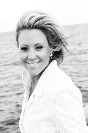 Anna Elizabeth James Profile Photo