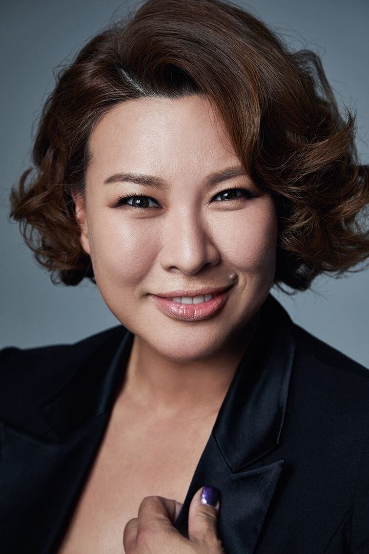 Jung Young-ju Profile Photo