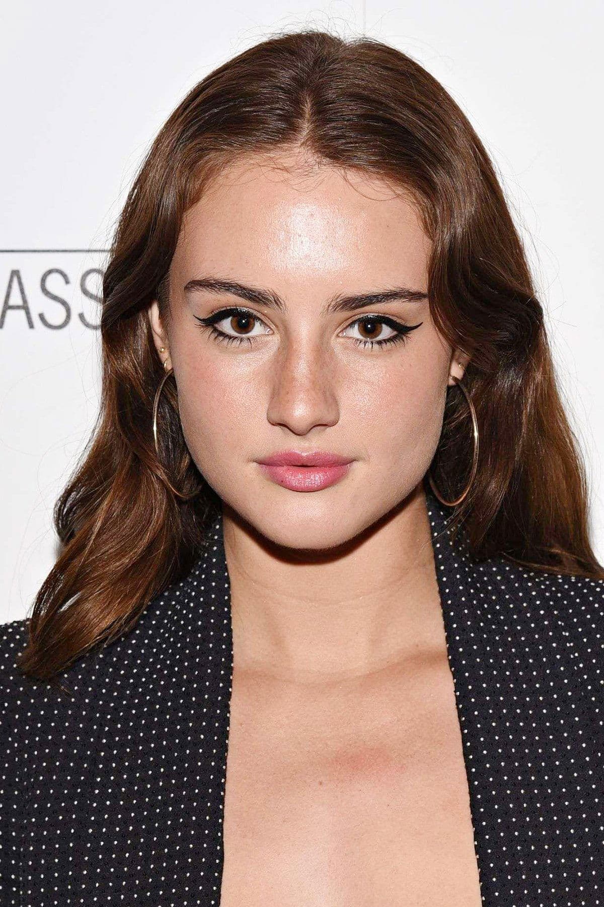 Grace Van Patten Profile Photo