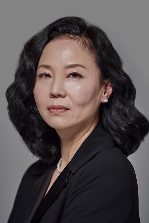 Oh Min-ae Profile Photo