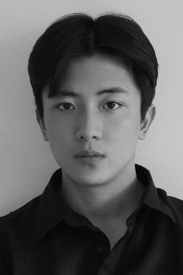 Kim Sin-bi Profile Photo