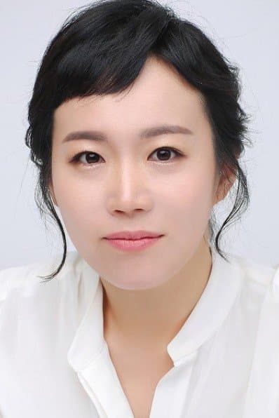 Joo In-young Profile Photo