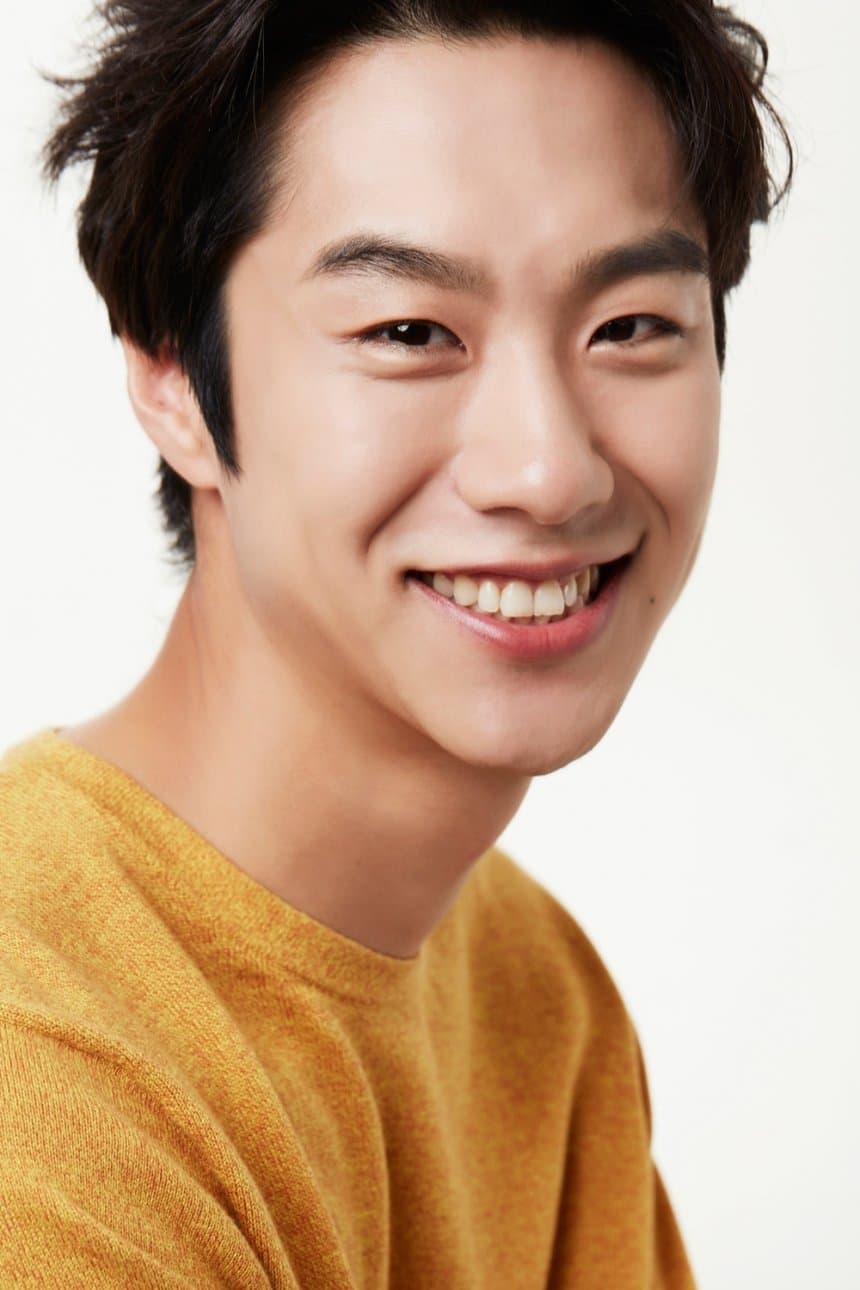 Sim Hee-seop Profile Photo