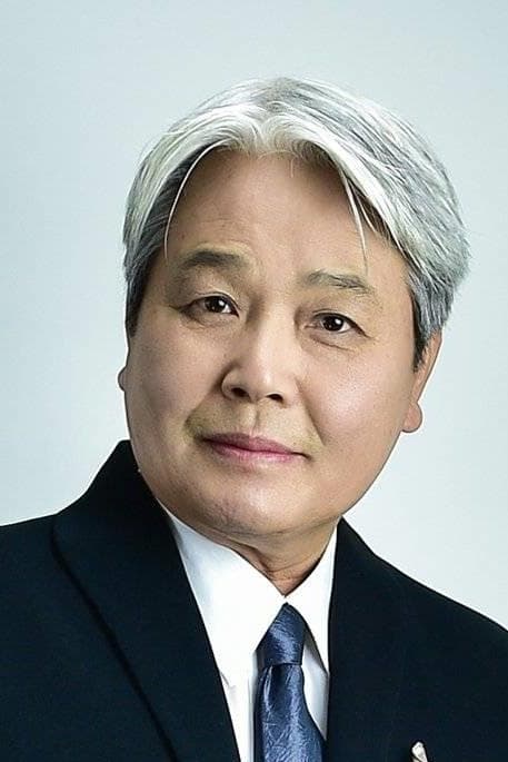 Sun Dong-hyuk Profile Photo