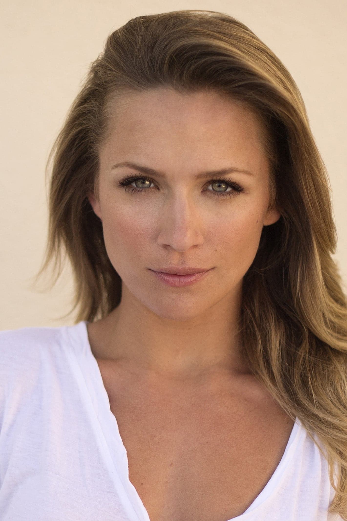 Shantel VanSanten Profile Photo