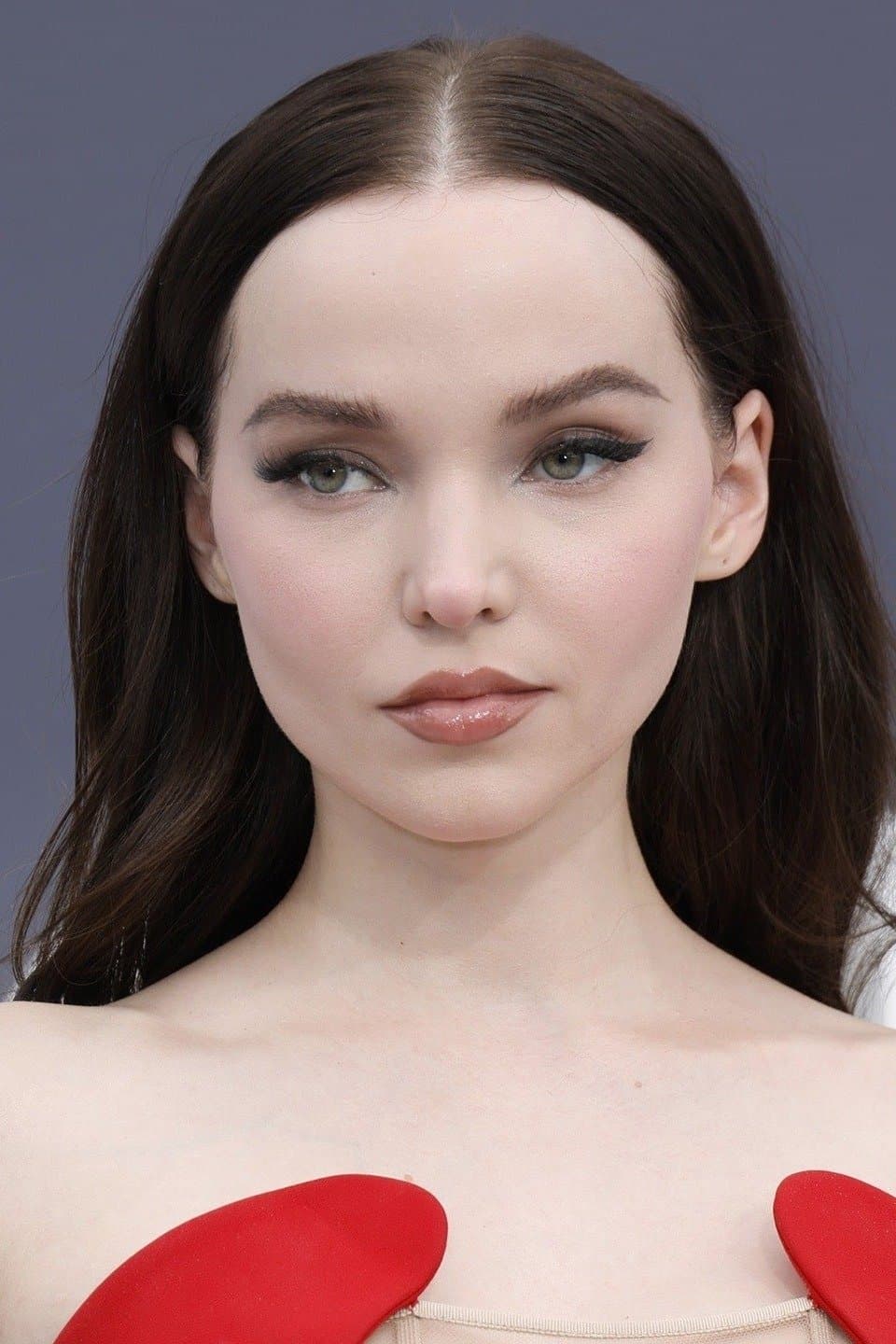 Dove Cameron Profile Photo