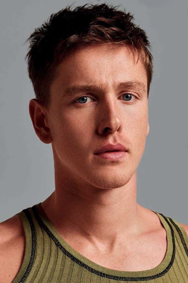 Harris Dickinson Profile Photo