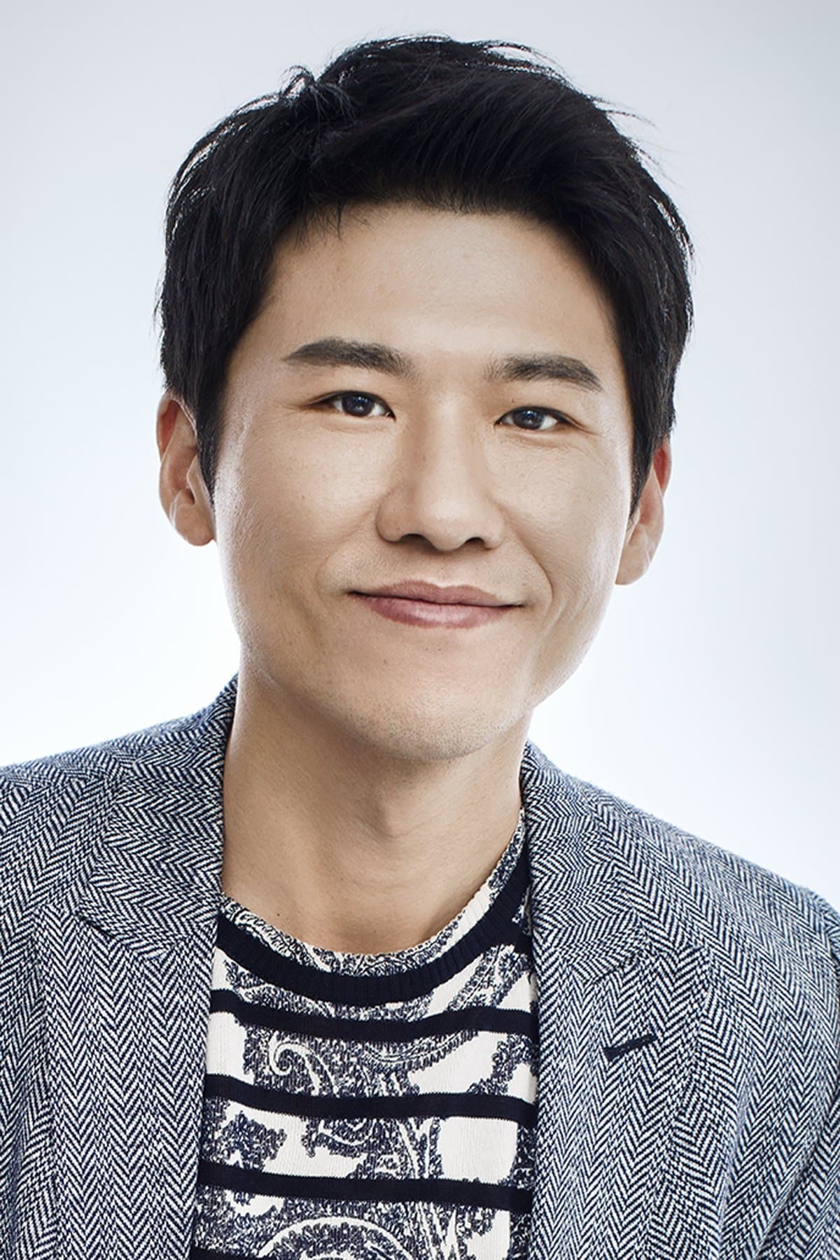 Wang Xiao Profile Photo
