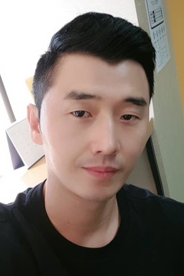 Lee Sang-ho Profile Photo
