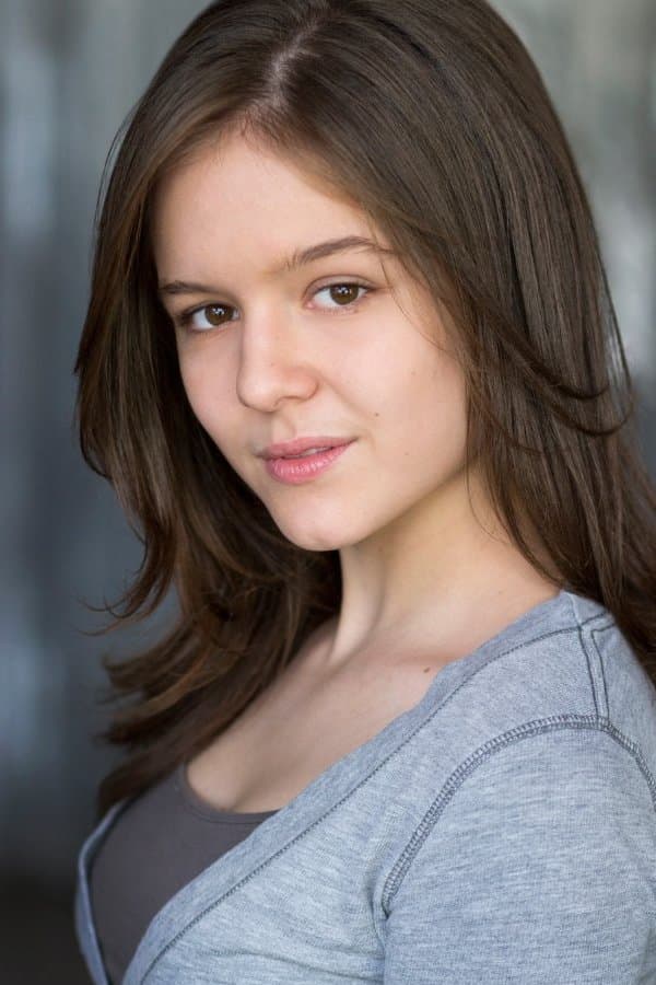 Izabela Vidovic Profile Photo