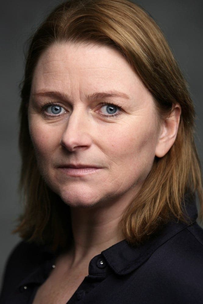 Rosie Cavaliero Profile Photo