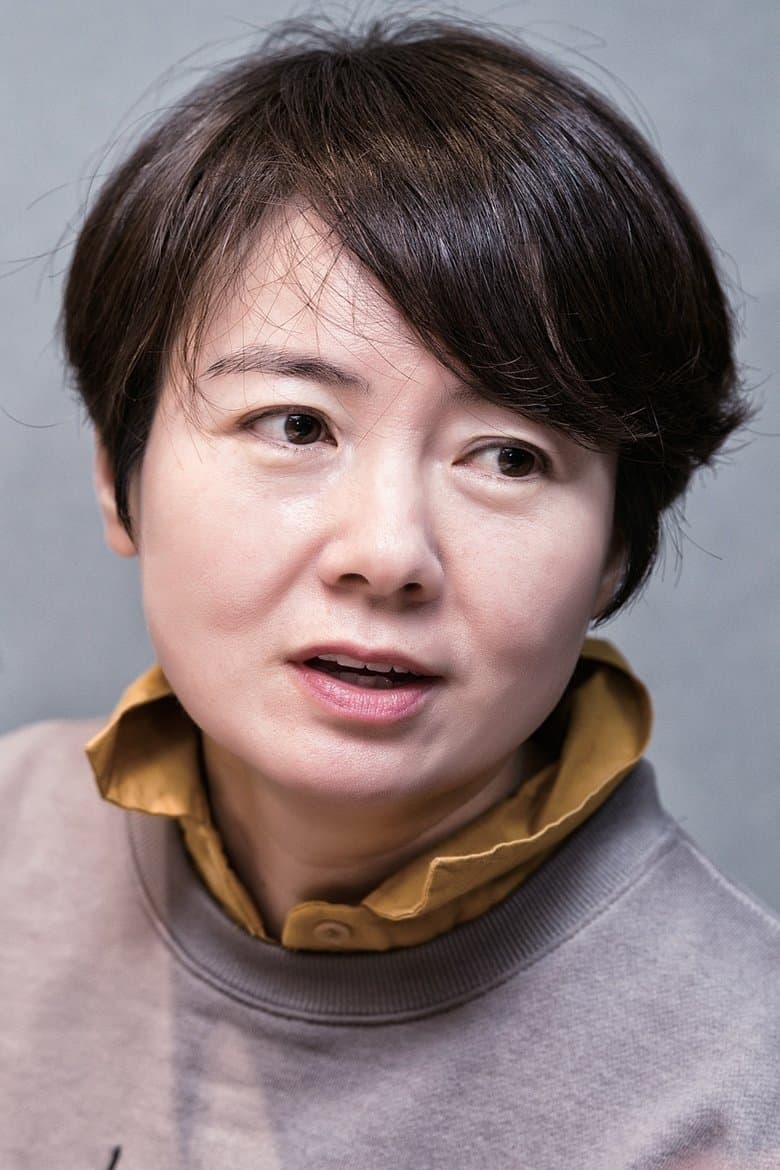 Hong Ji-young Profile Photo