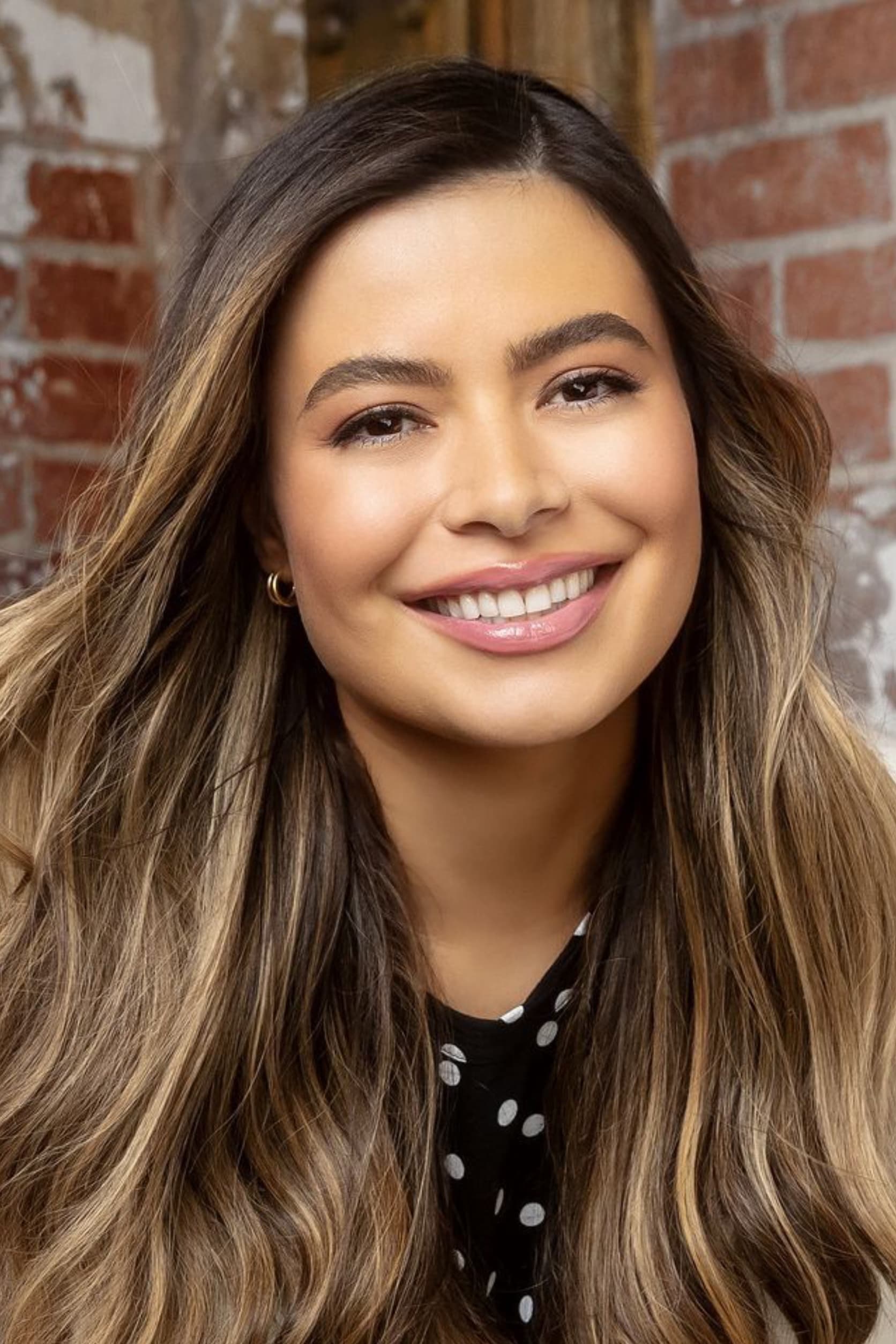 Miranda Cosgrove Profile Photo