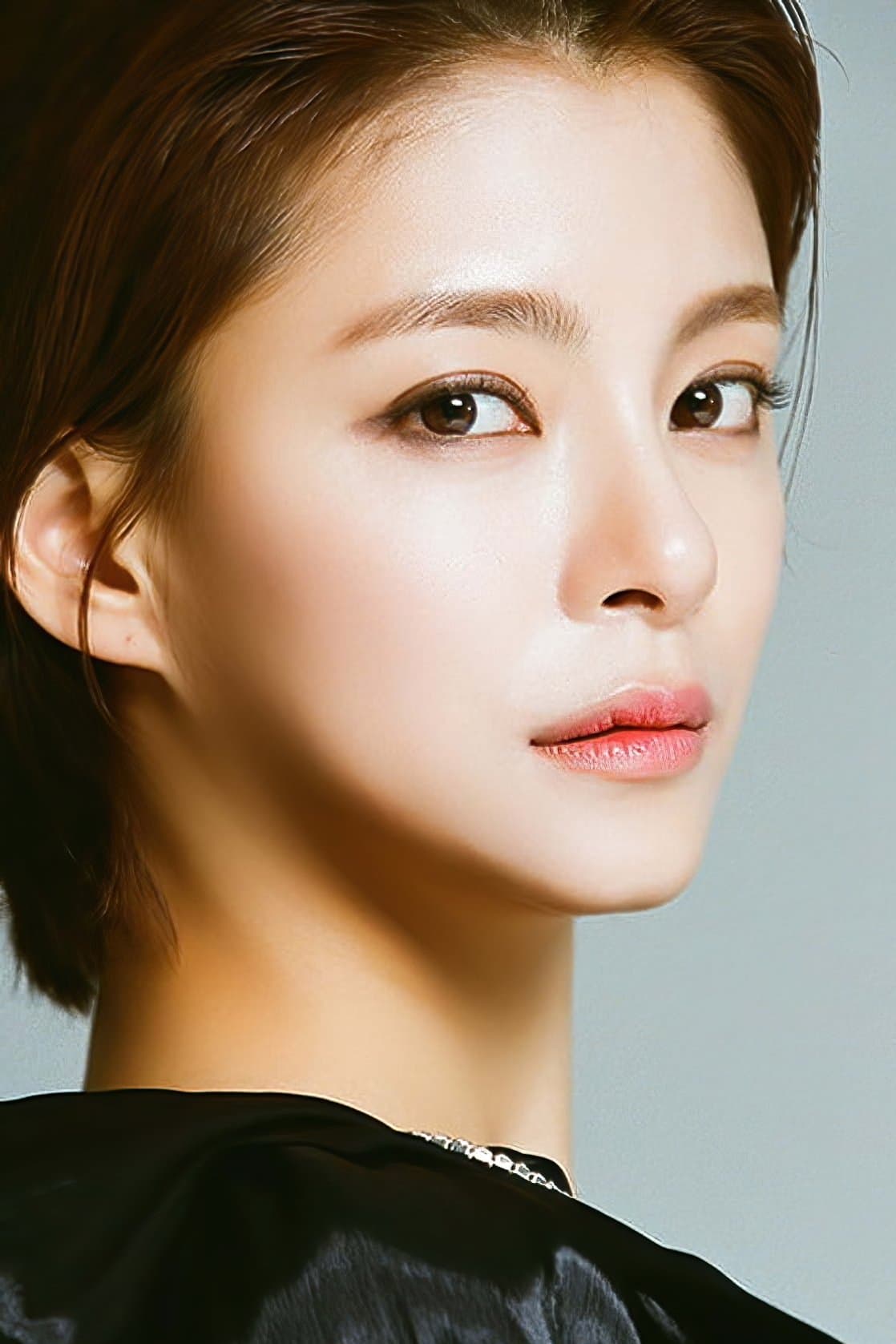 Jung Hye-in Profile Photo