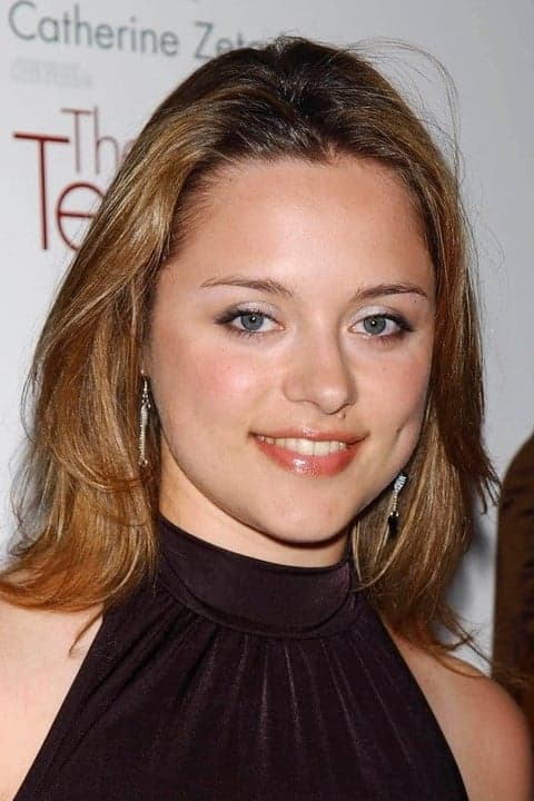 Zoë Tapper Profile Photo