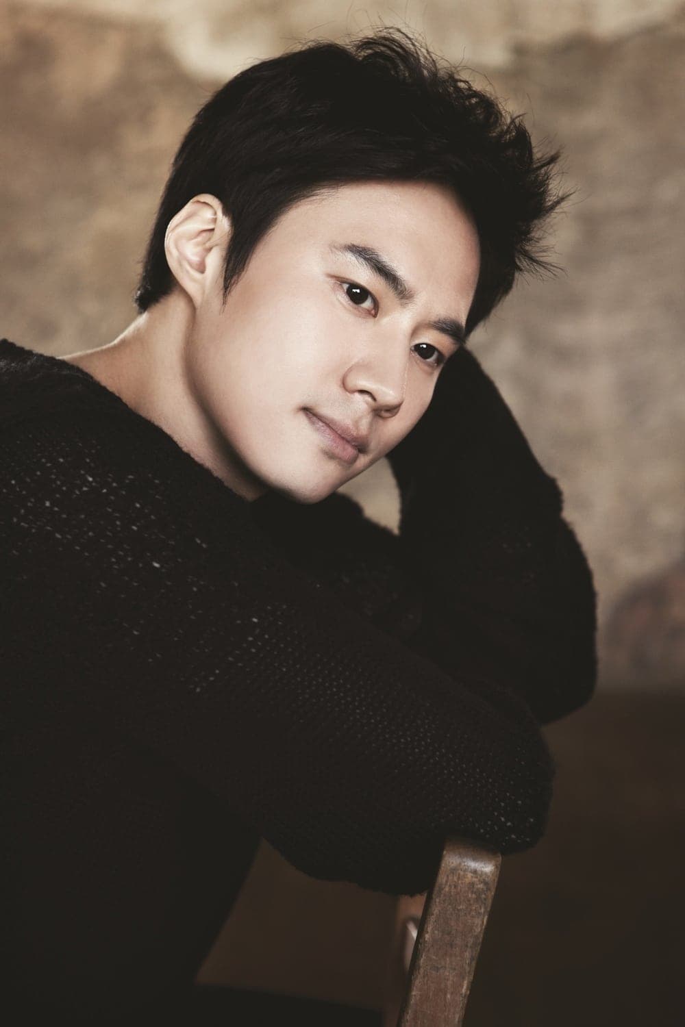 Lee Hwan Profile Photo