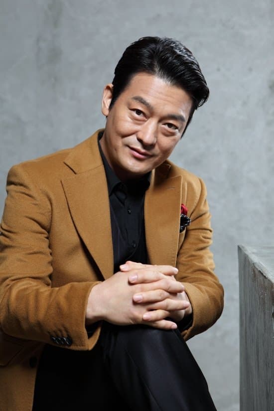 Cho Seong-ha Profile Photo