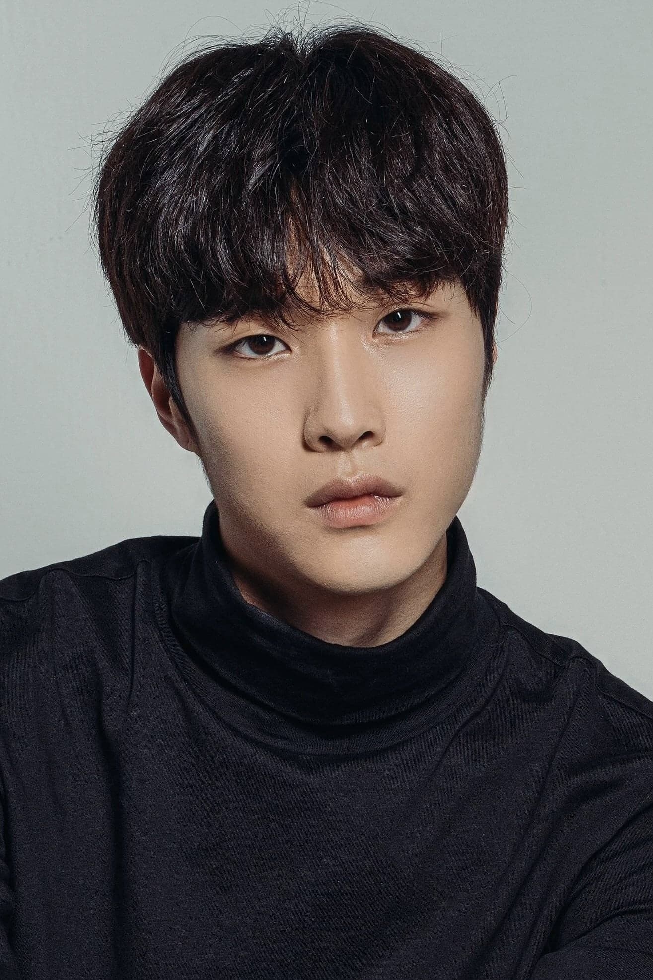 Lee Jong-won Profile Photo